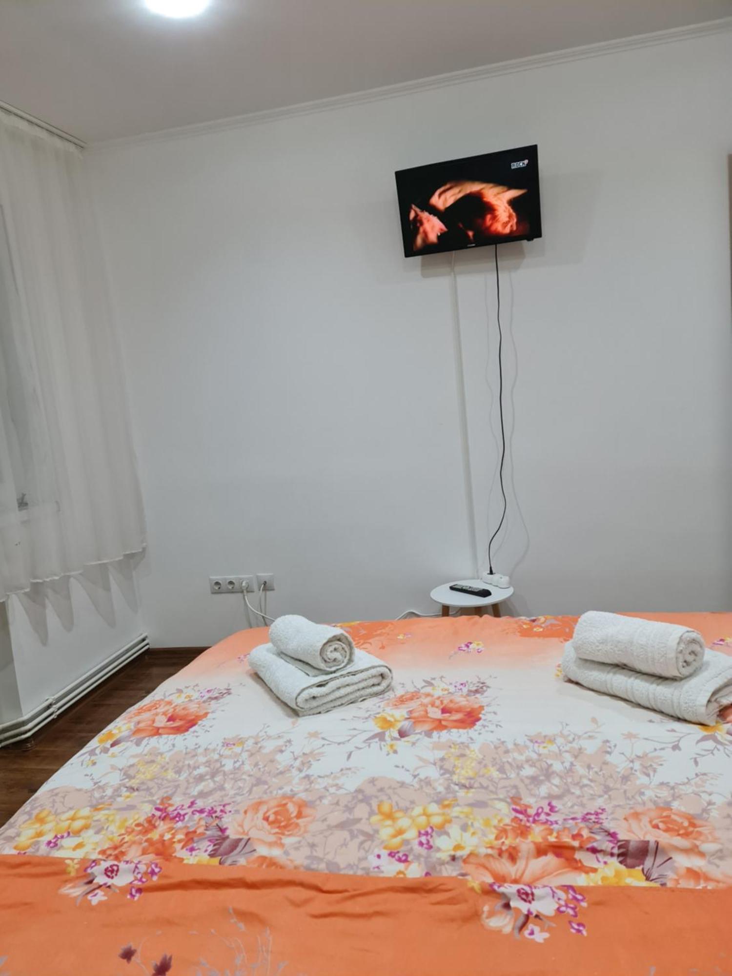 Apartament Modern Cristina&Jessica Mediaş Εξωτερικό φωτογραφία